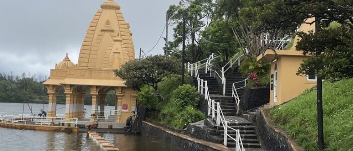A90A94A4-0593-43F6-AD54-6717CE329B70_1_105_c Hindu-Tempel Grand Bassin Mauritius